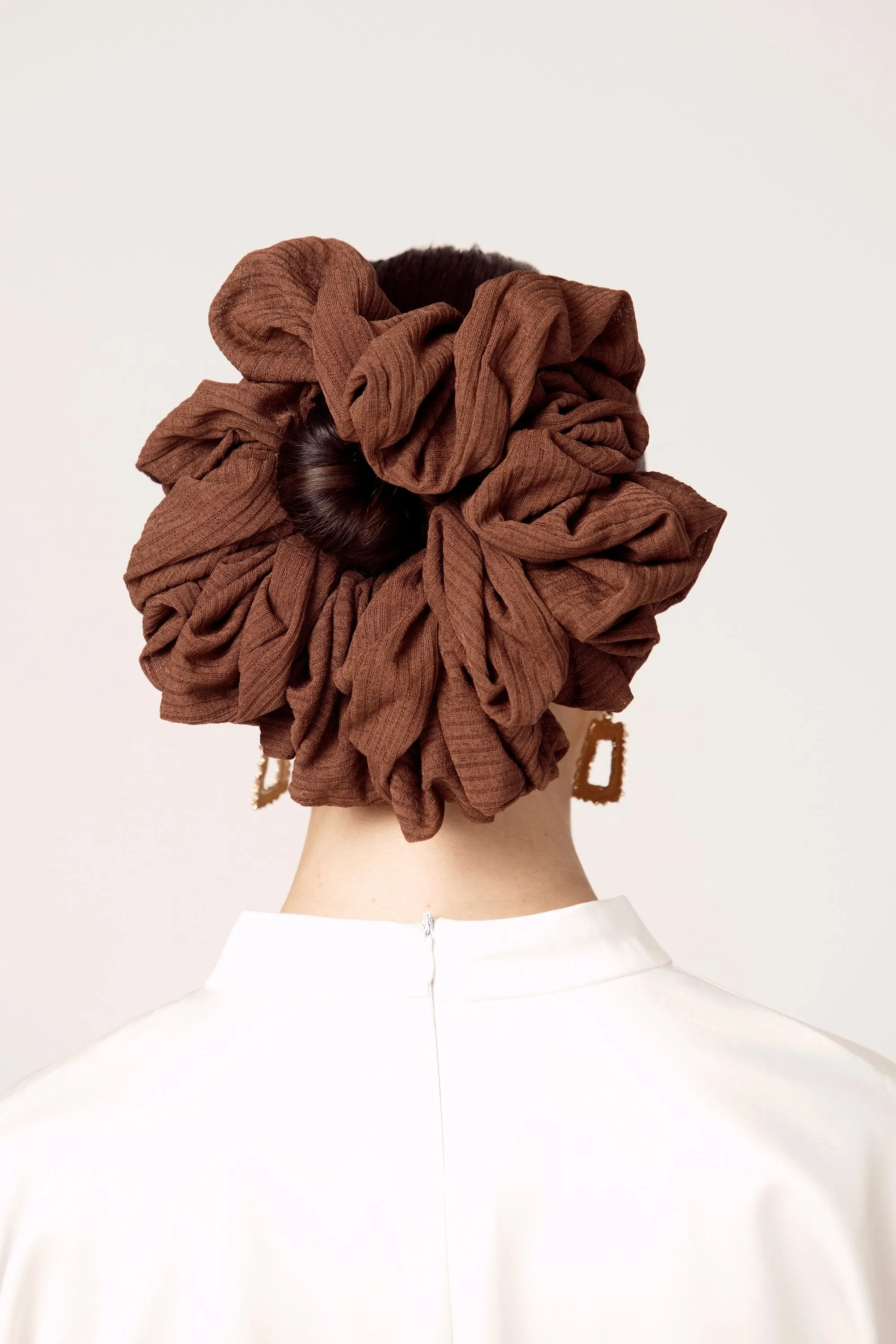 Ribbed Volume Scrunchie - Nutmeg